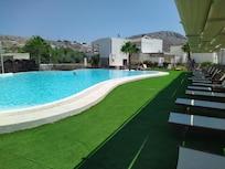 Stunning pool at the villas which those staying at Nammos sunset apartments can use