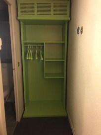 Schrank