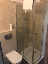 Great shower, 24 hour hot water,