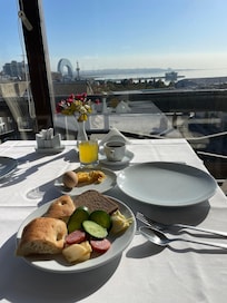 Frühstück mit Ausblick