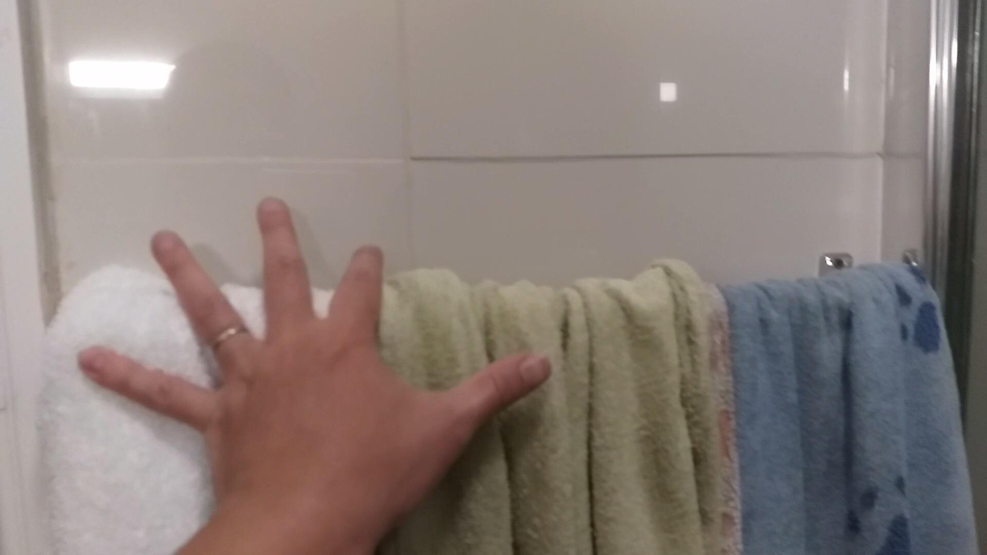 三係毛巾褂位2隻手掌長度