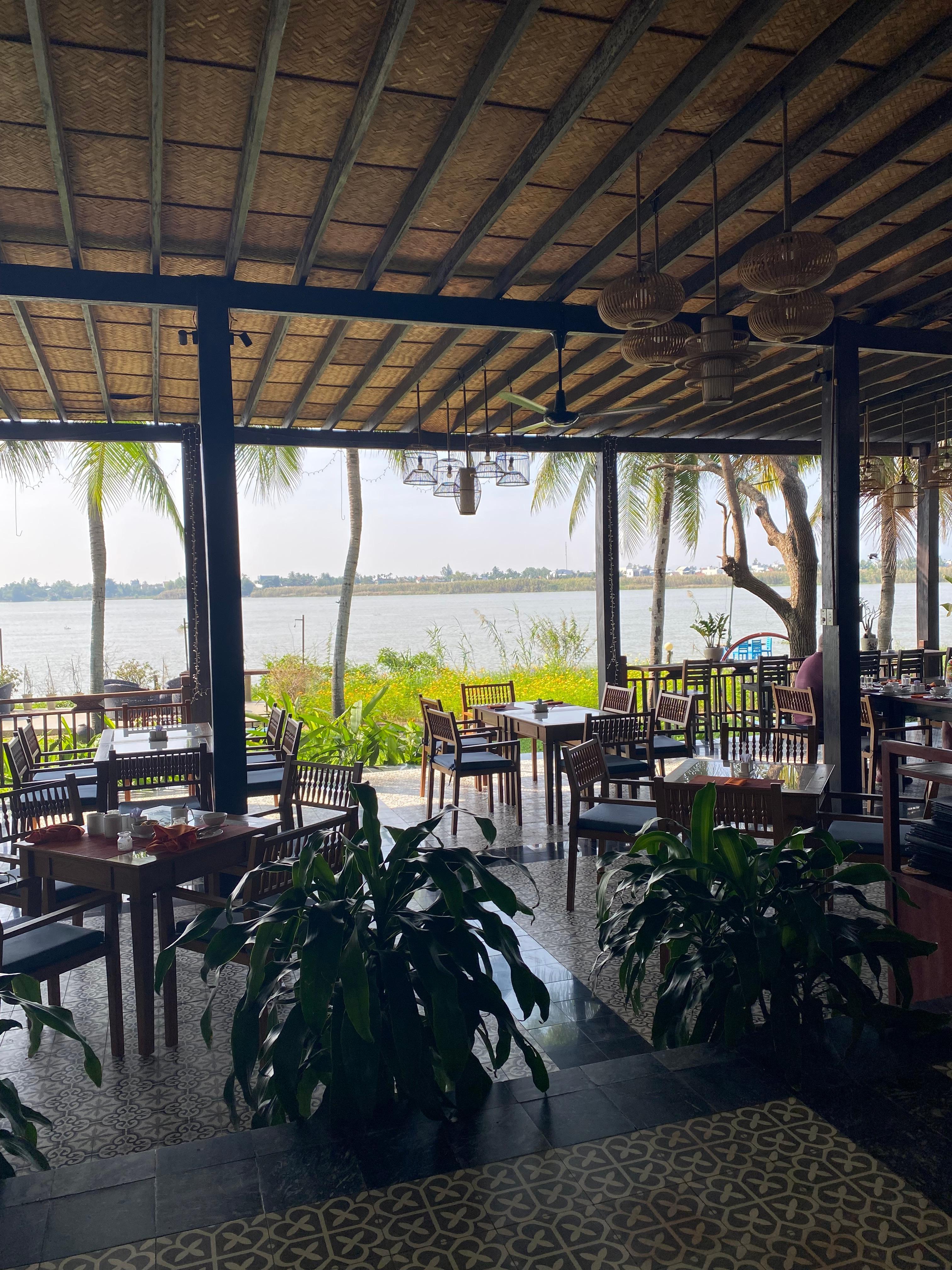 Restaurant with river view