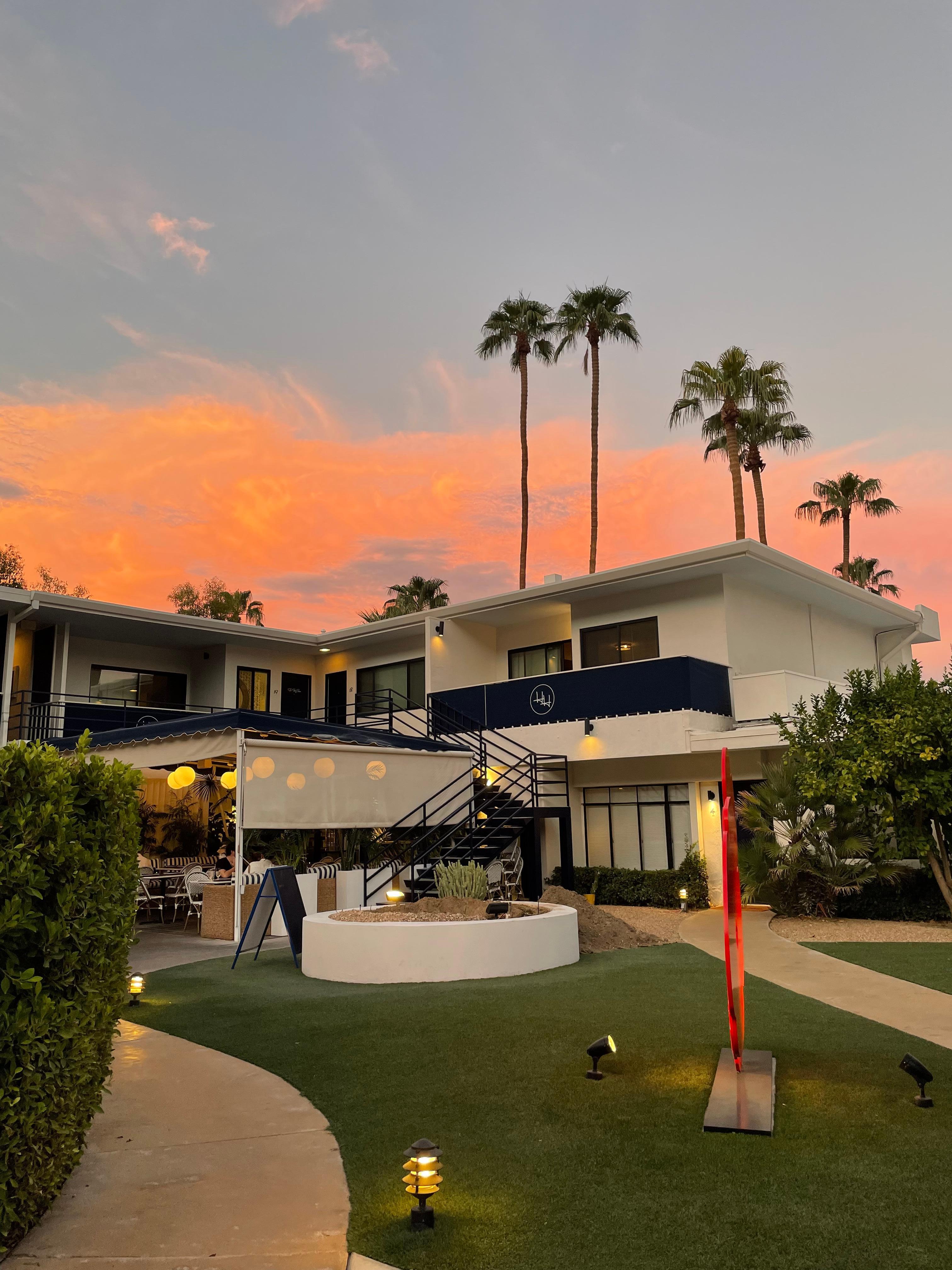 holiday house palm springs