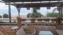 Tavolini bar vista mare