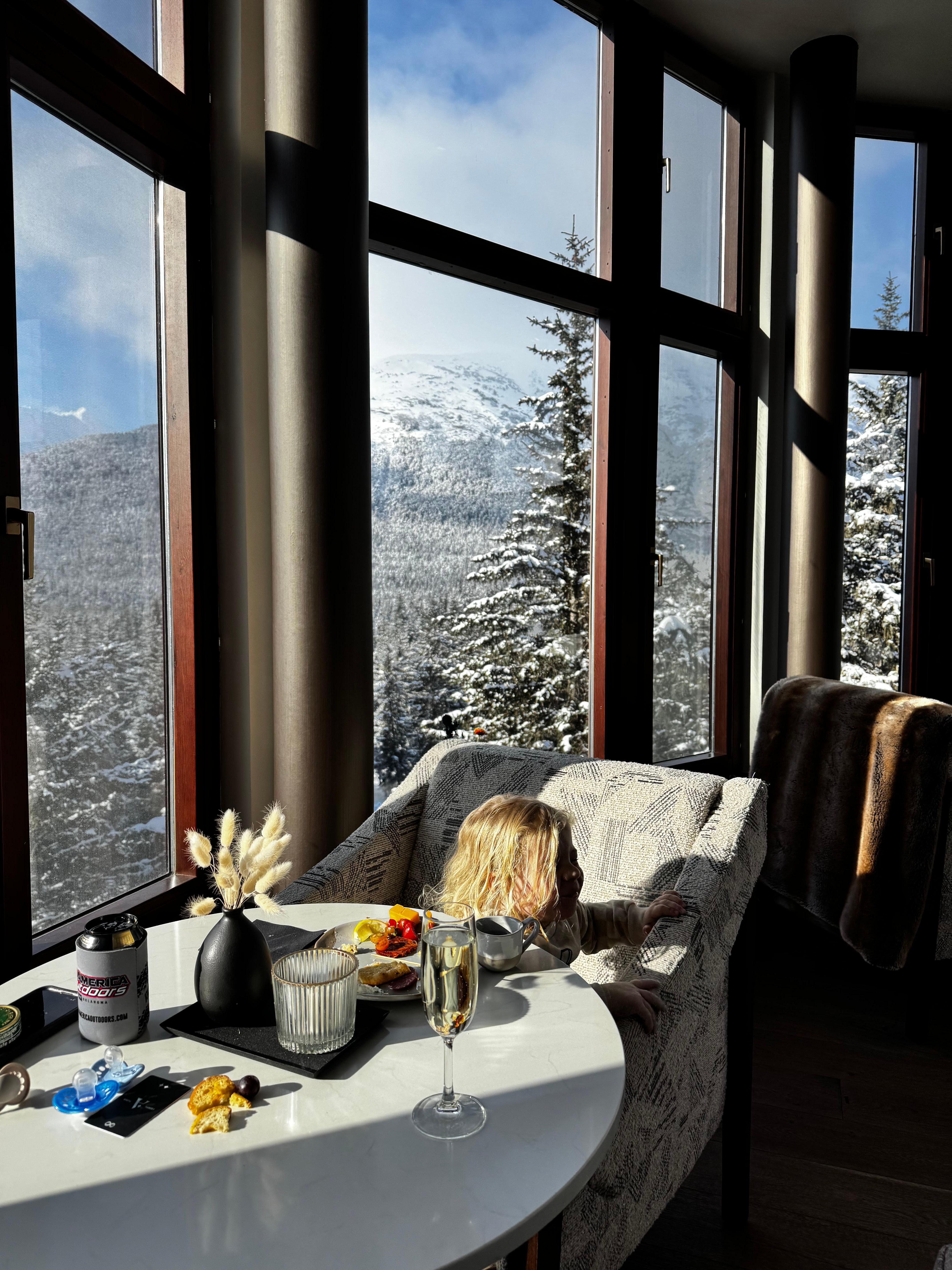 Diamond Club lounge - breakfast & coffee every morning, and apres snacks with wine and beer each afternoon with beautiful views and super friendly staff.