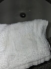 Glitter, dirt and grime from countertop