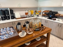 Breakfast buffet 6 AM-10 AM