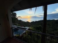 View to appreciate day and night