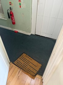 Bad all the way to the door, then the inside was ok, but not âlovelyâ as described.