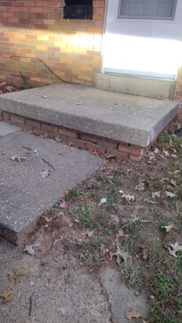 Step up to door with no rails