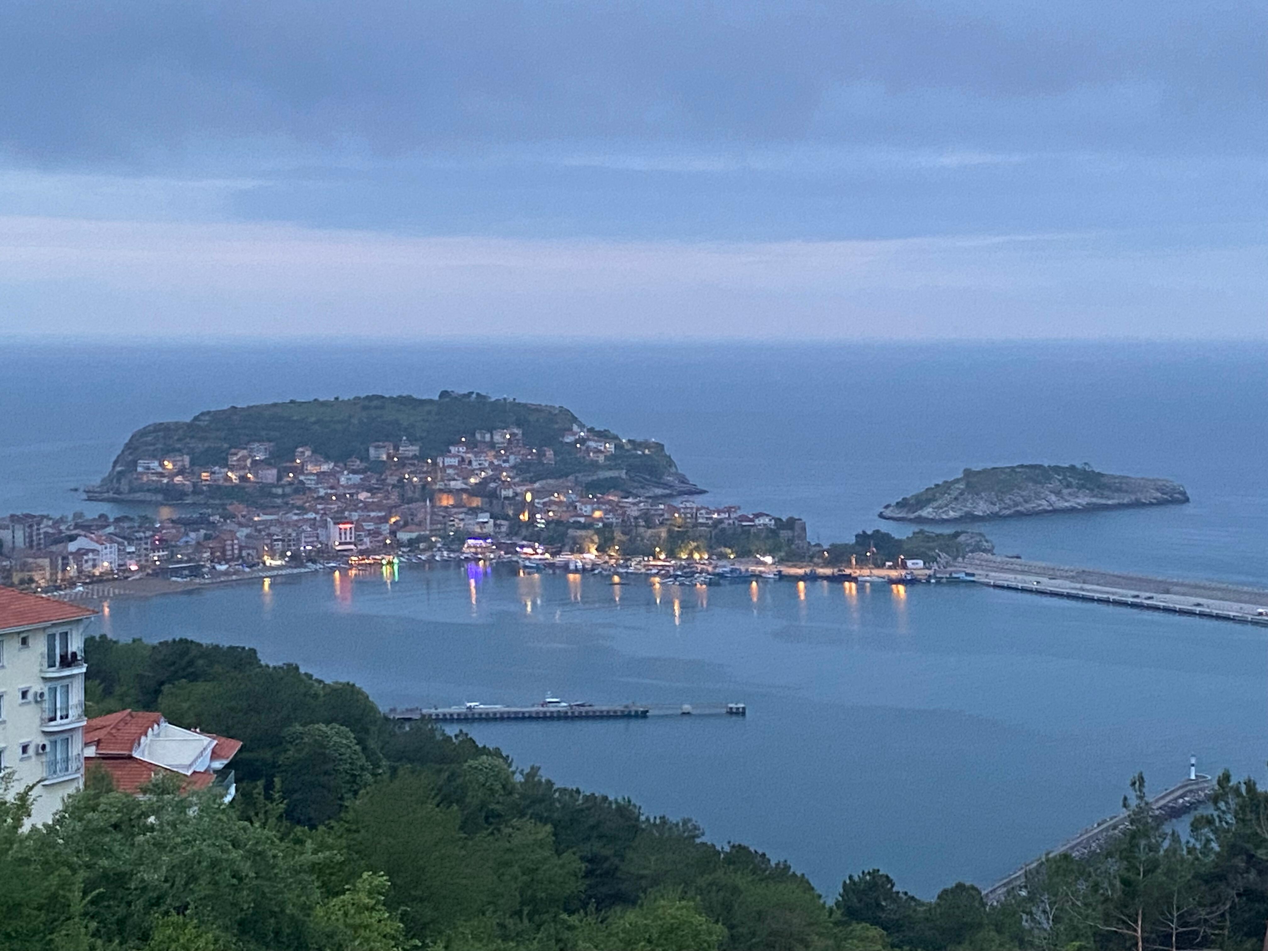 Otelin önünden amasra 