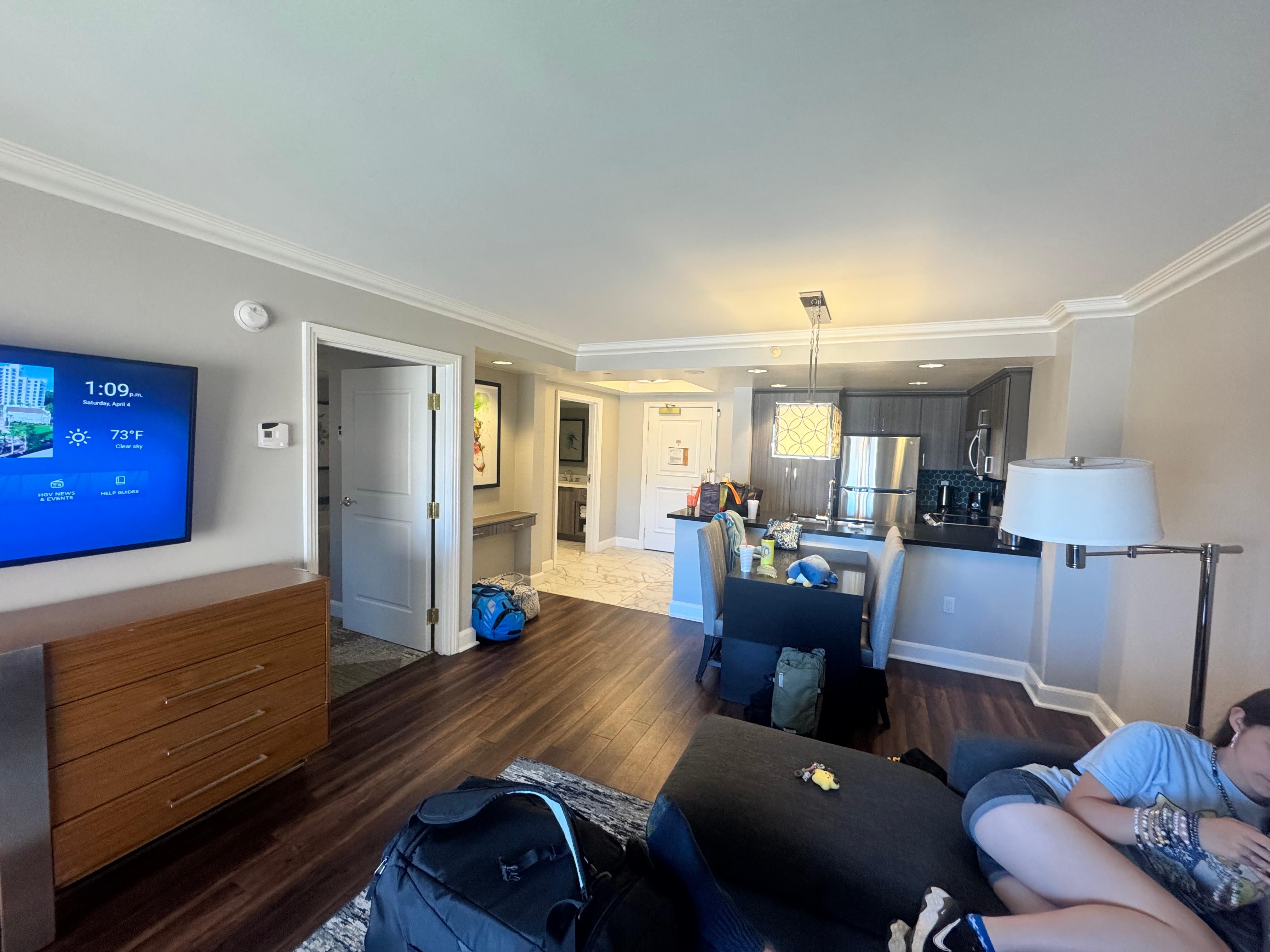 Living room, dining area and kitchen 