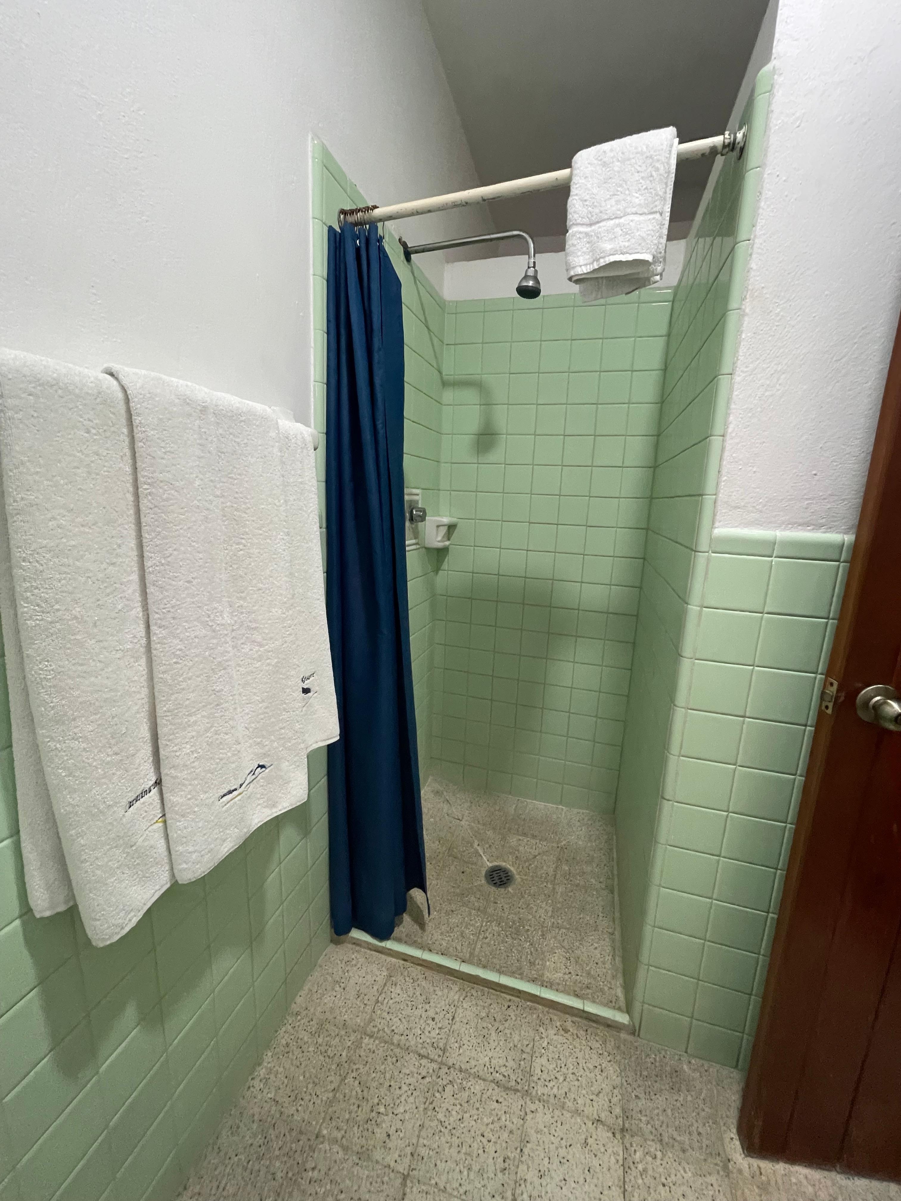 Nice shower- water warm