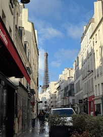 Hotel is very close to the Eiffel Tower and just steps from Rue Dominique with lots of options for eating at all times of the day. Not French, but really enjoyed Toyotaka.