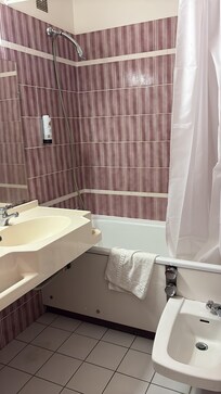 Aucune rénovation et sale