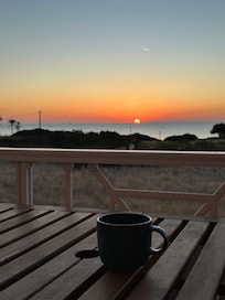 Sonnenaufgang vom Balkon