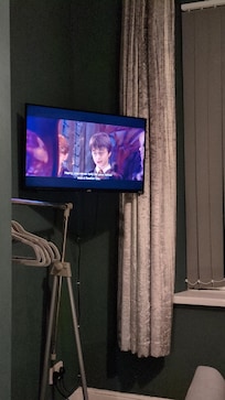 tv's had netflix and plenty of other options