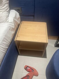 Broken table