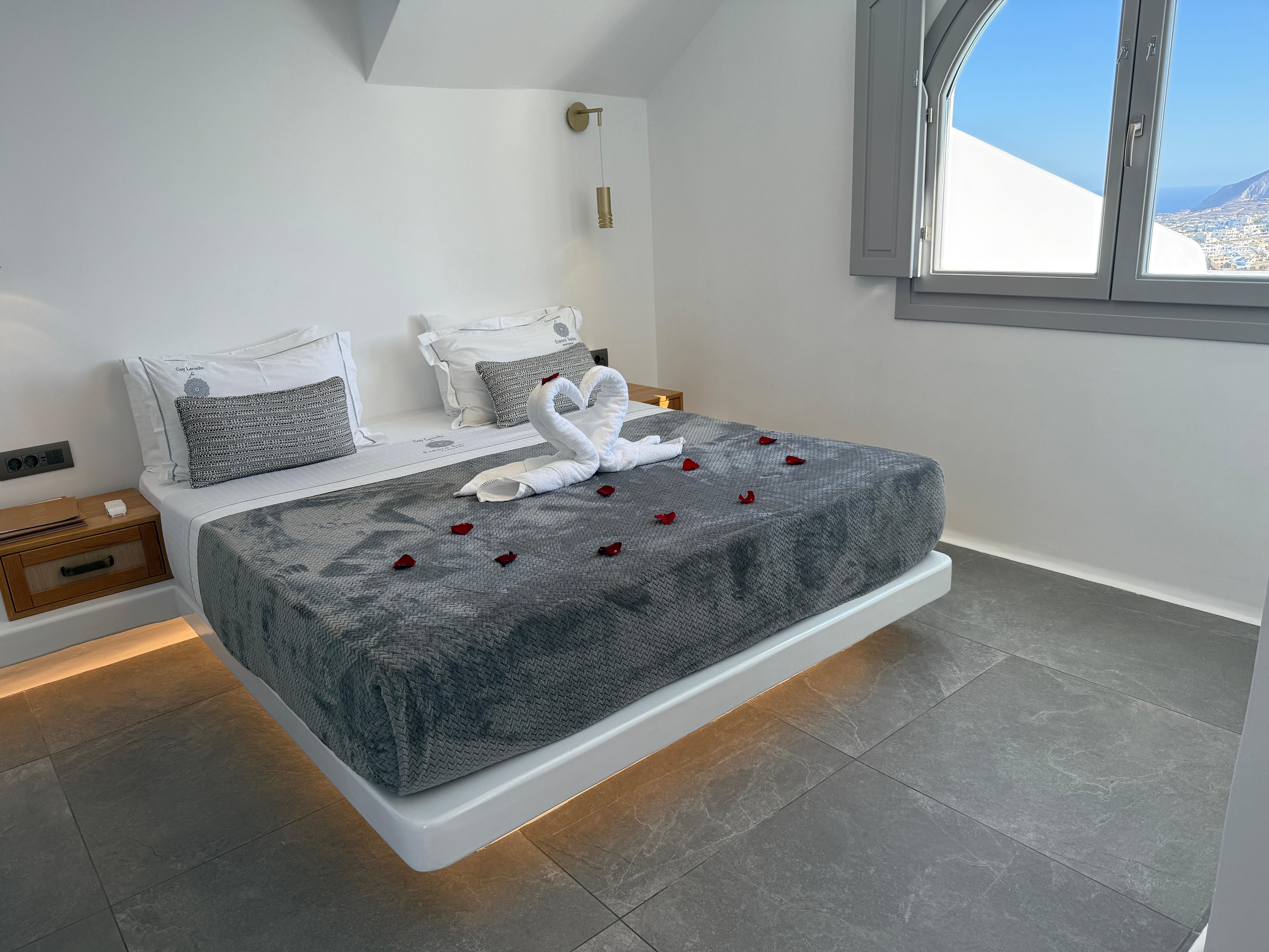 Nicely decorated to celebrate our stay