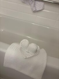 Towel heart detail