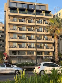 Hôtel face a la mer et roof top agréable