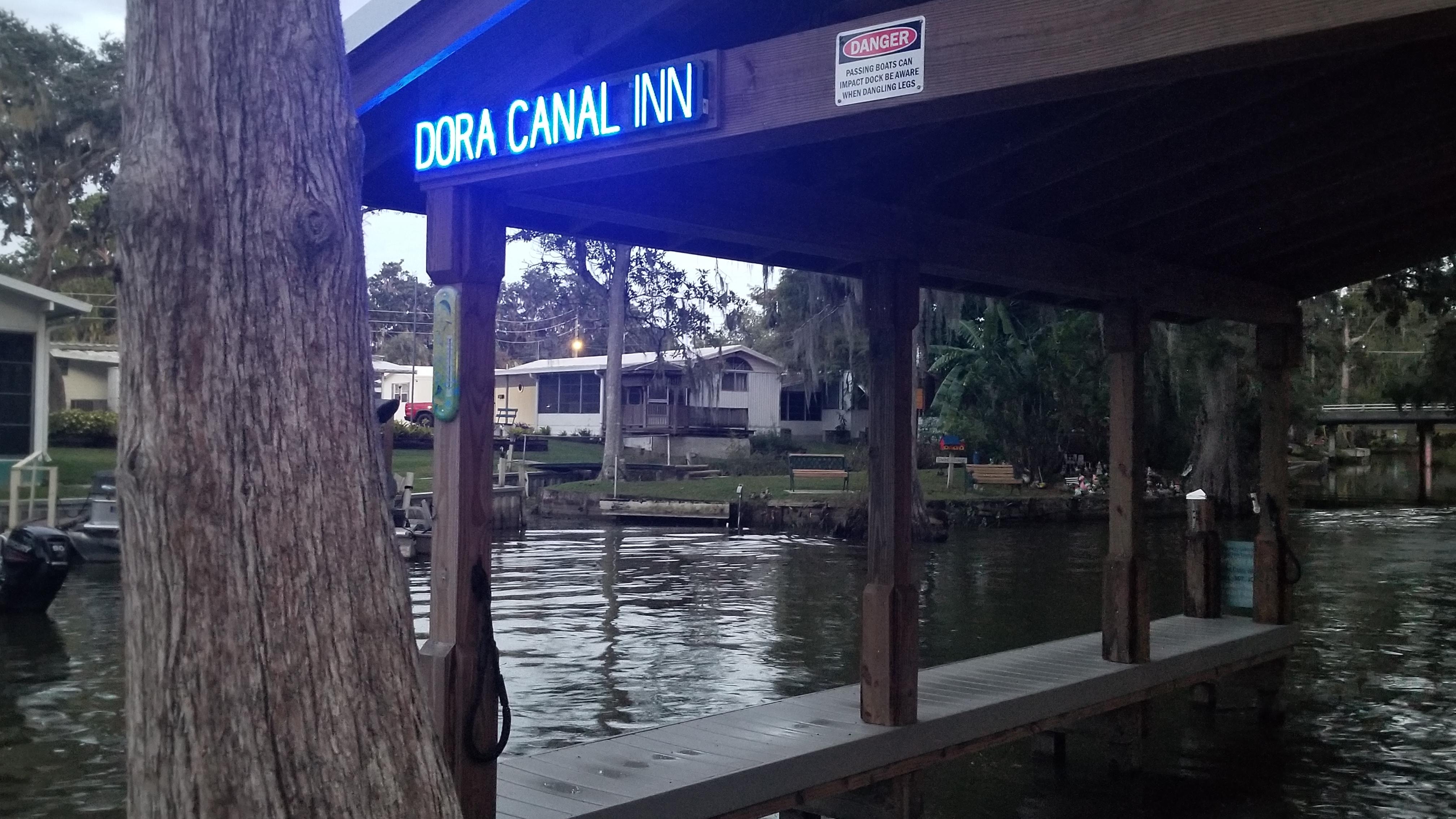 Cute sign on boat dovk