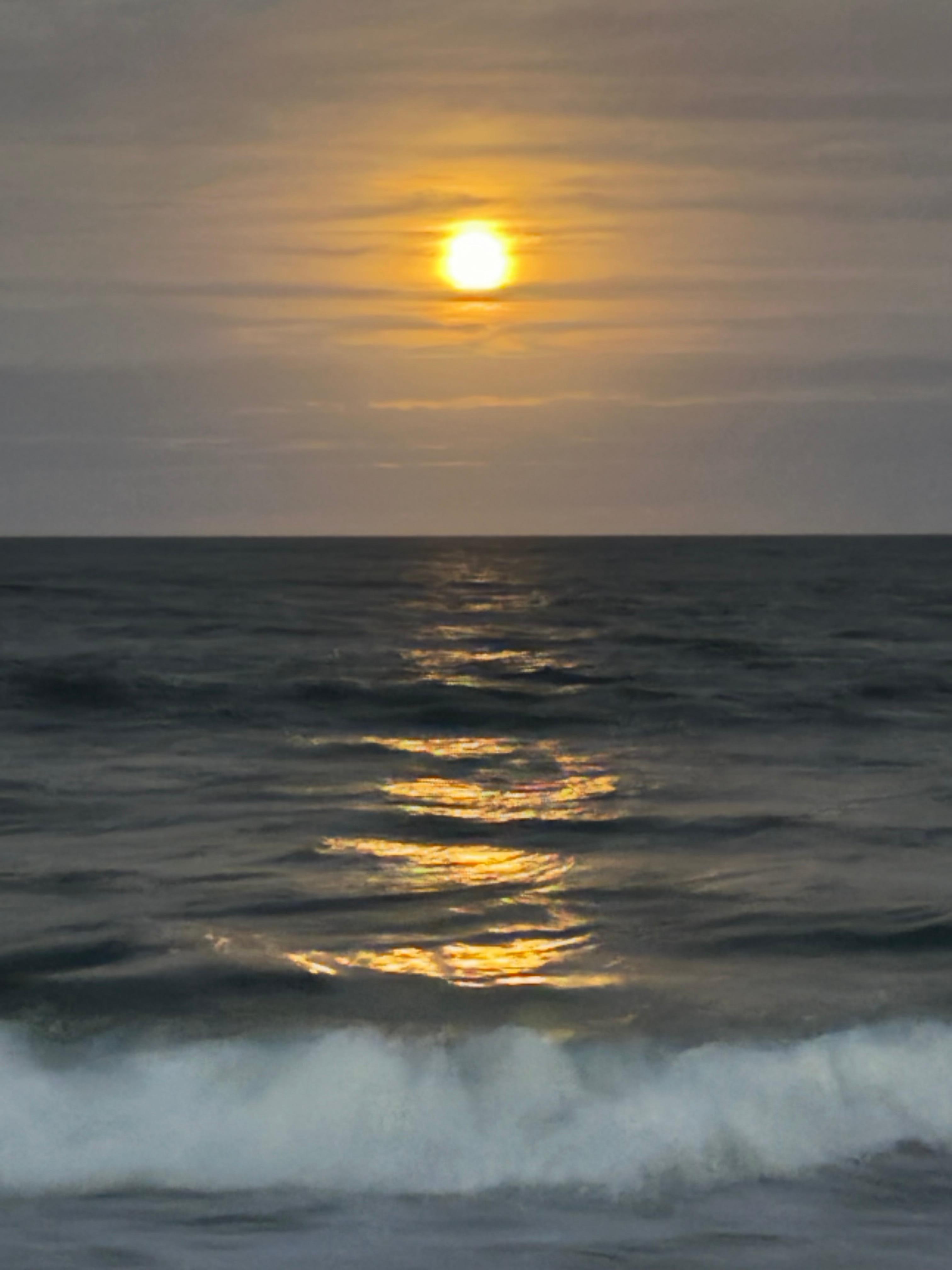 Harvest moon in Kitty Hawk