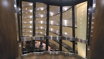 Glass elevator
