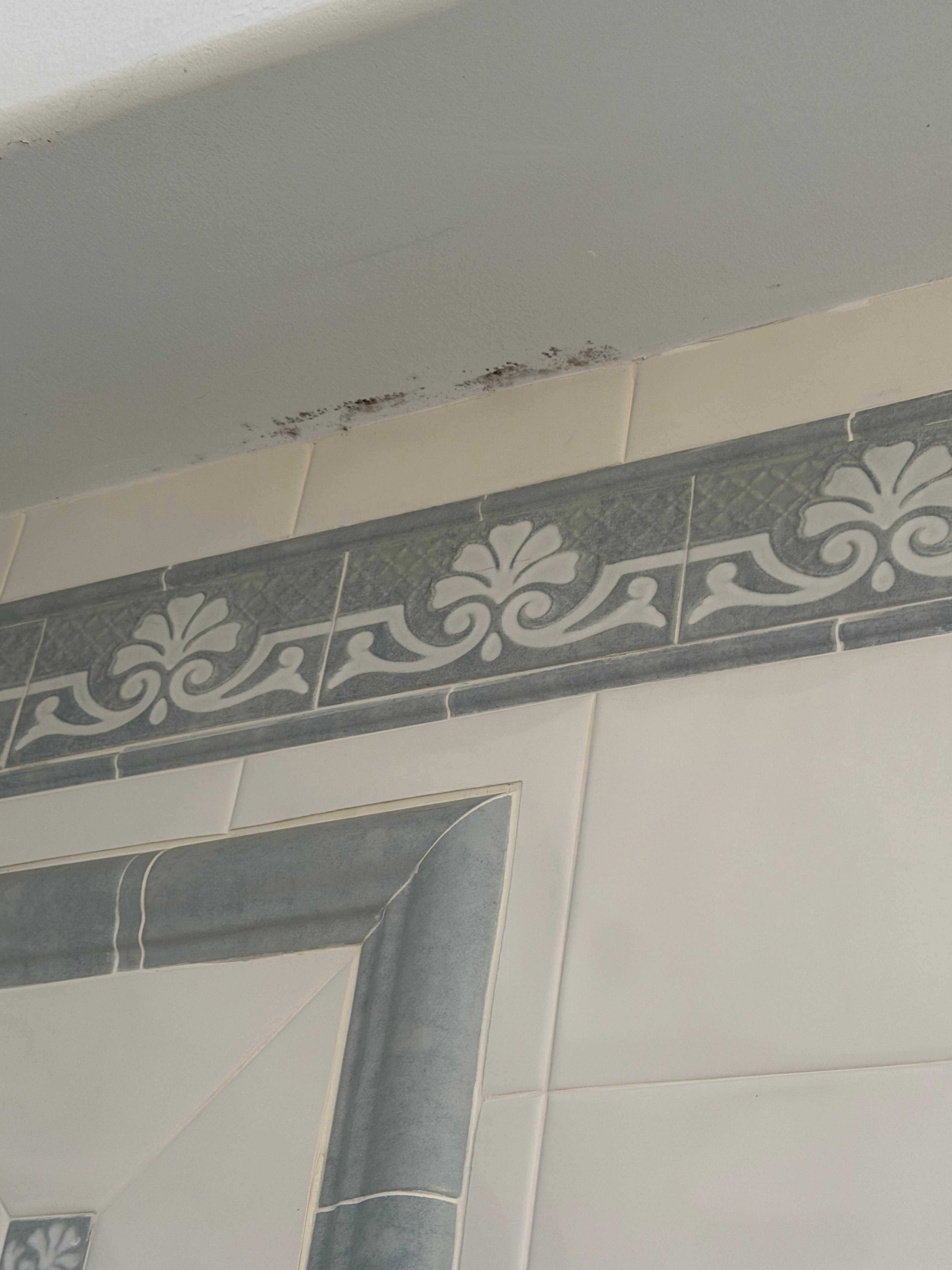 Bathroom
In bedroom2