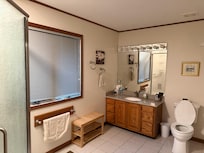Huge spotless bathroom