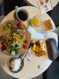 Breakfast on the 14th floor