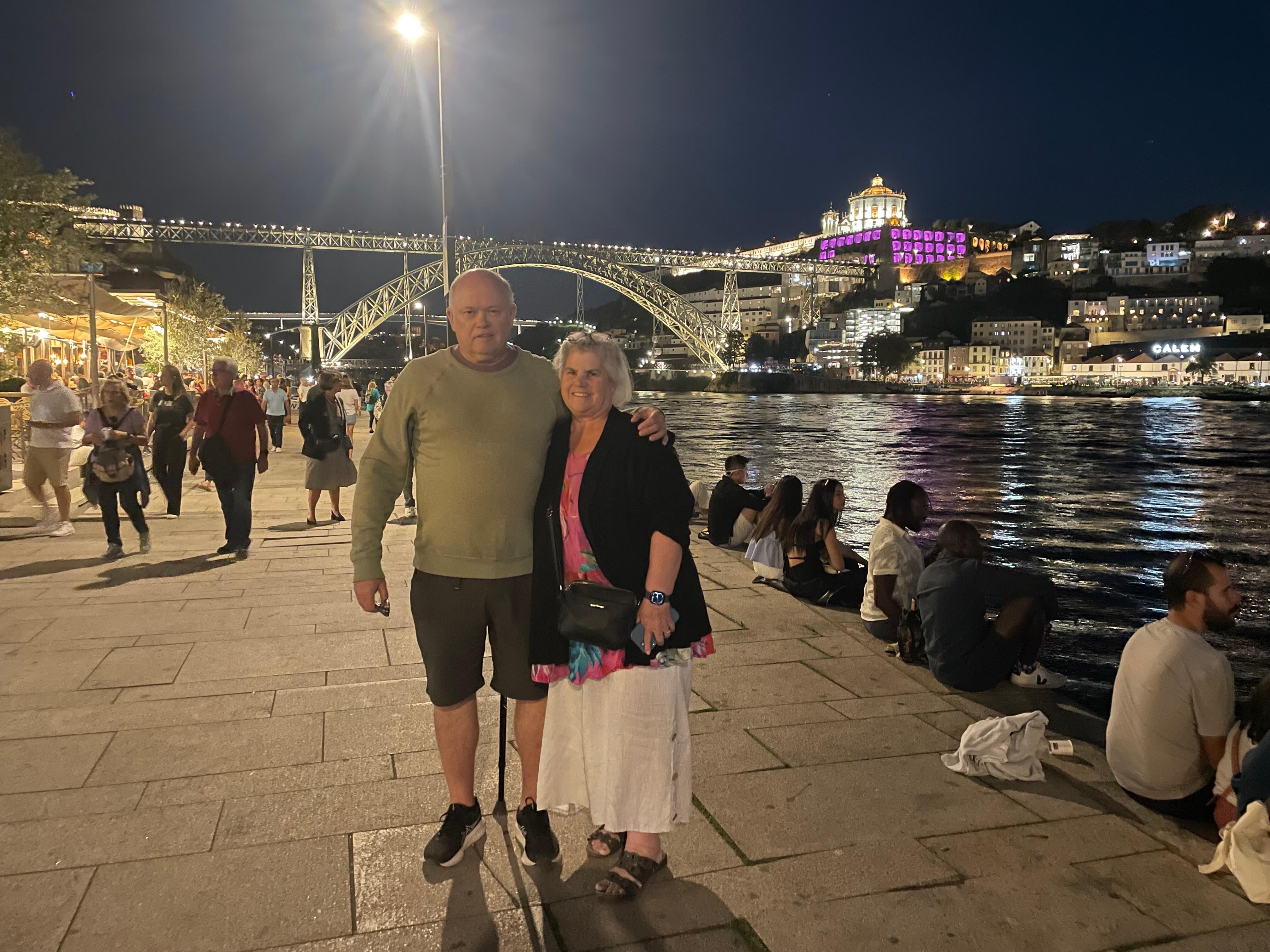 Waterfront is 2 minutes away