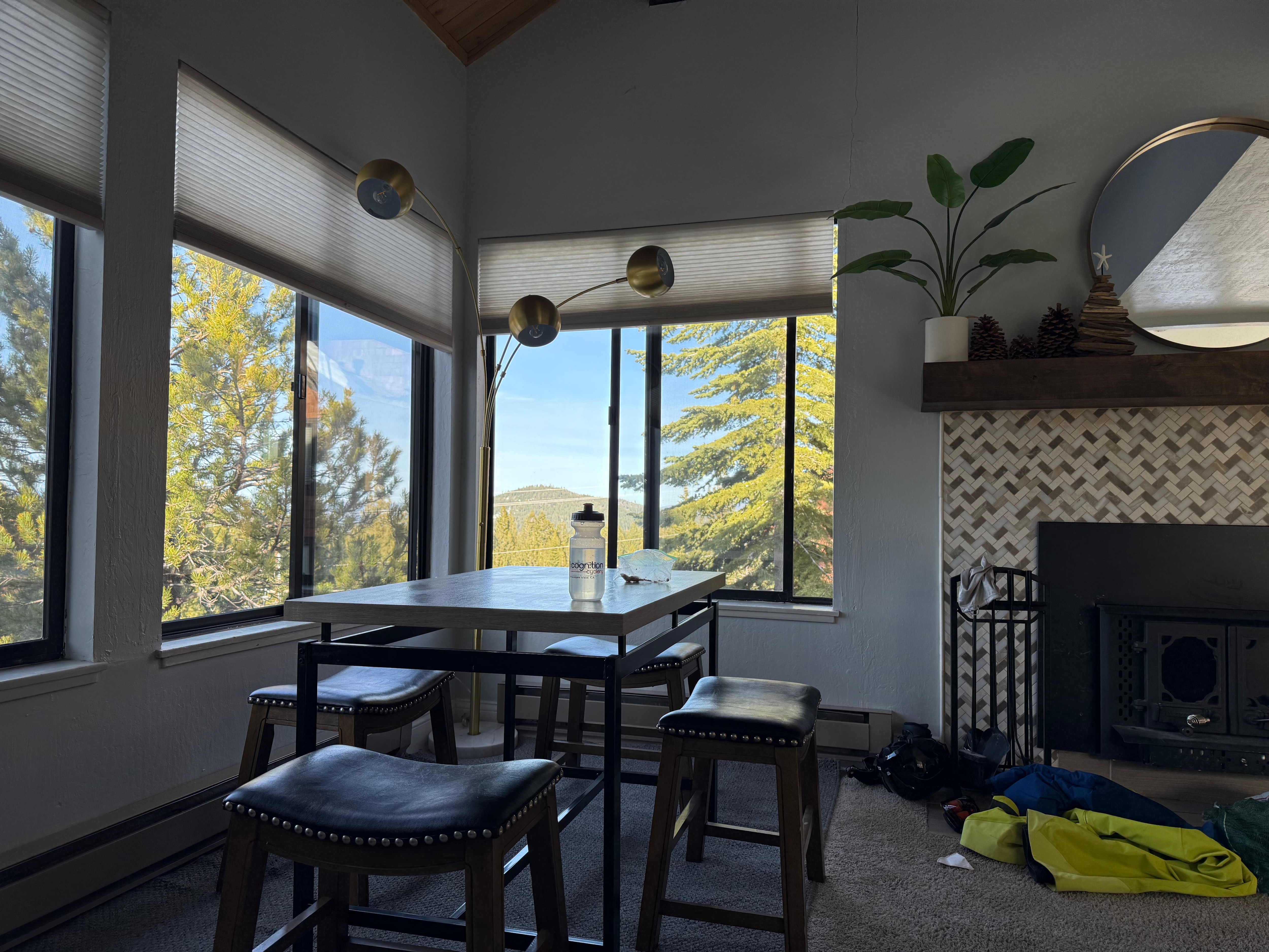 Ski lodge 