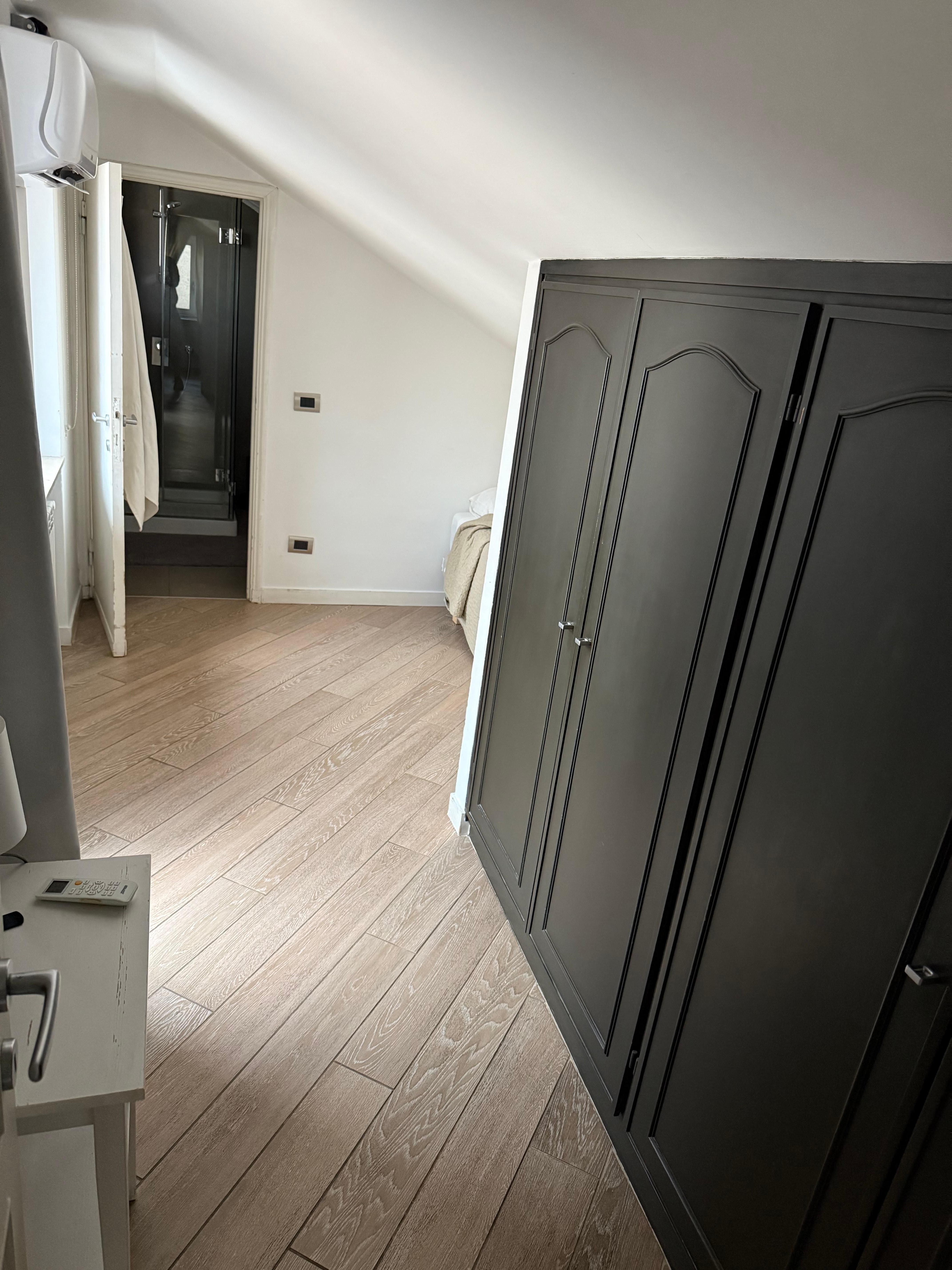 Third living space where cot was placed for 6th person