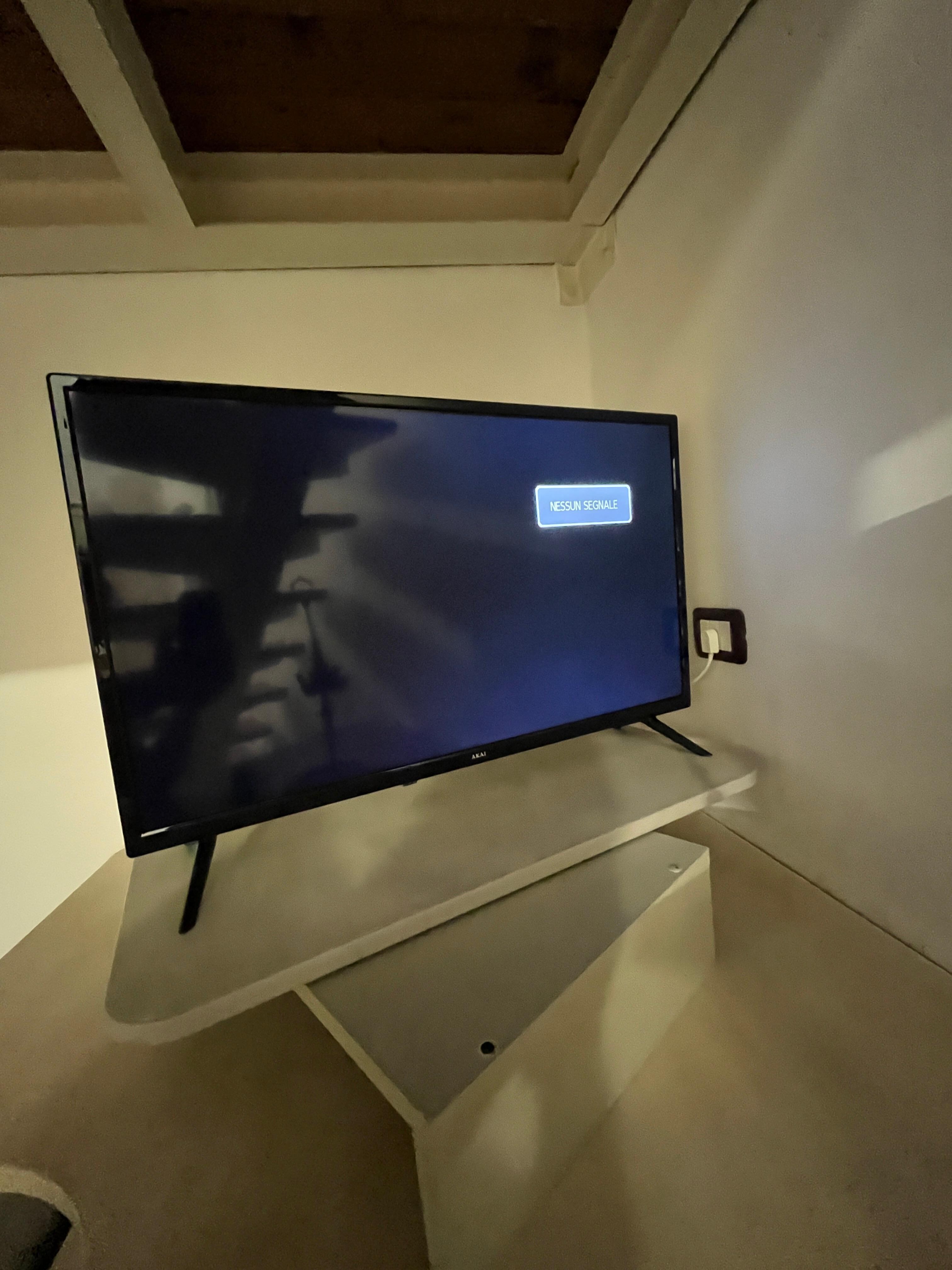 Pas de signal video sur la TV du salon et la tablette proche de la cuisine