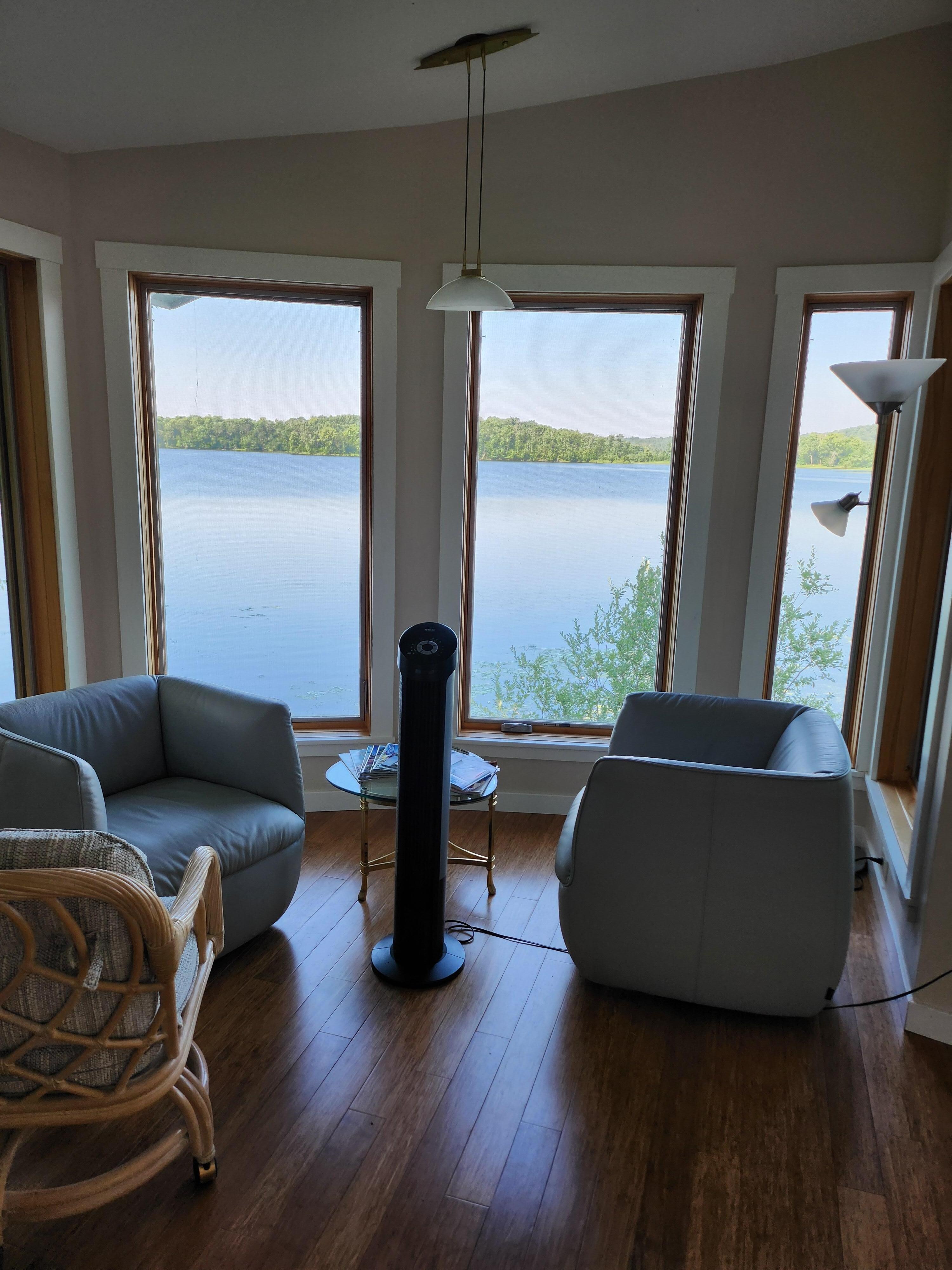 Wonderful sitting area!