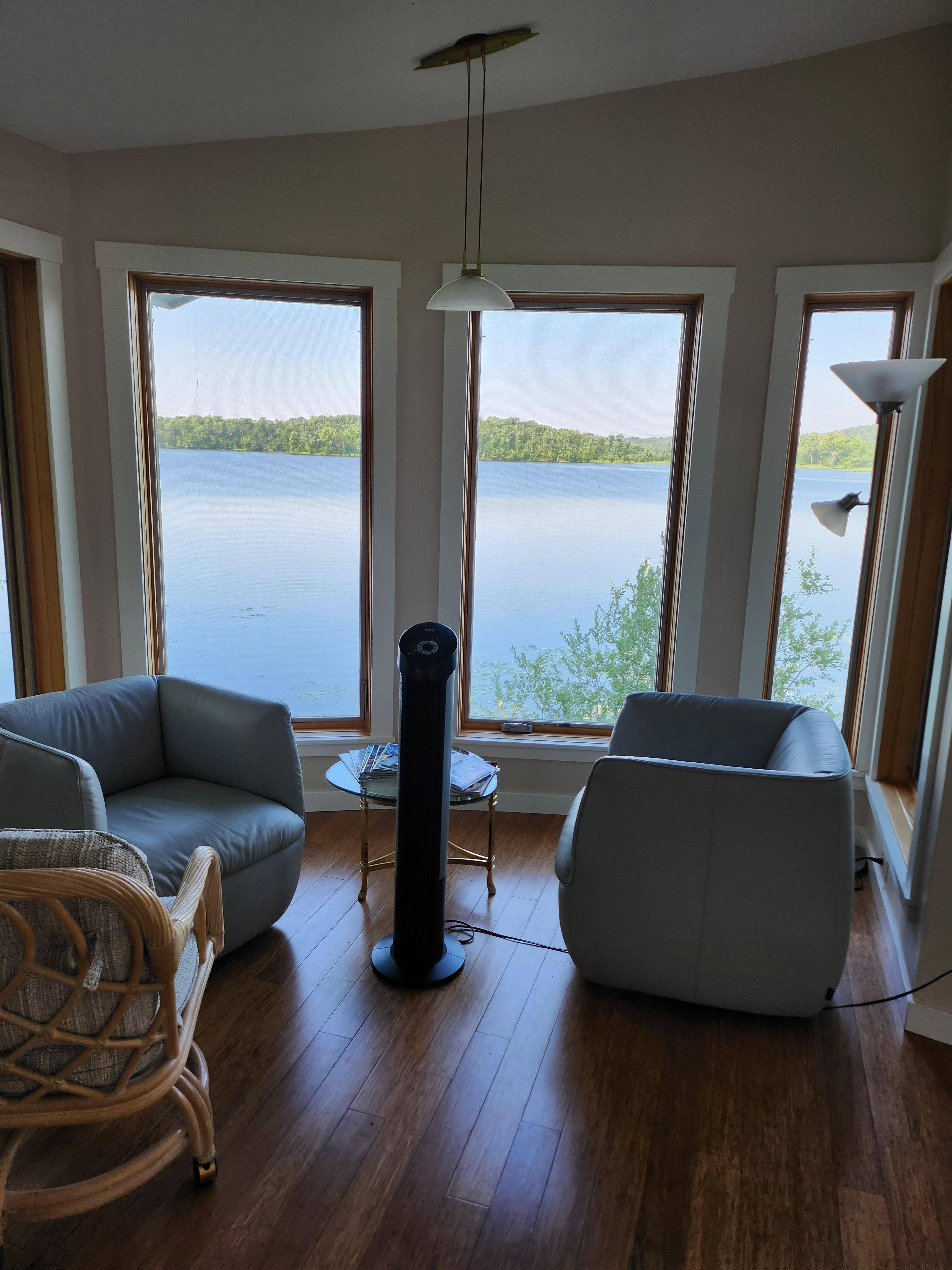 Wonderful sitting area!
