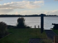 und mit diesem Blick haben wir den Tag beendet, da konnte man die Seele schön baumeln lassen....