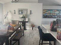 Dining room area. We didn't us but nice. Desk off n used with our lap top