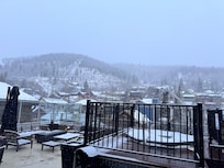 This hot tub on the roof is perfect! Got to sit in it during multiple snow flurries, even better!