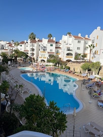 heated pool crisp but not cold and excellent for swim