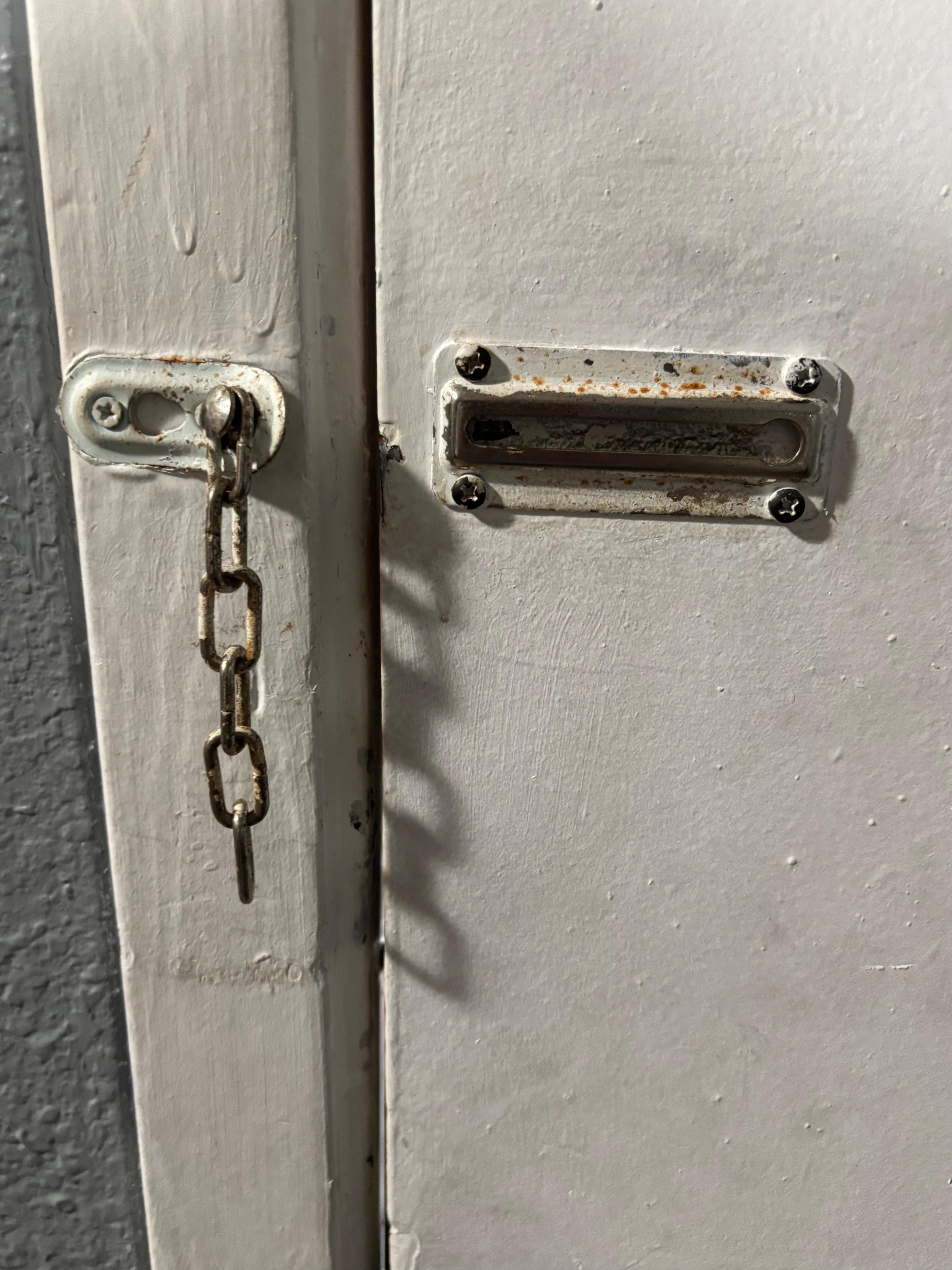 Safe this place is not. It’s a dump and even though your app said if we canceled, we would only get part of a refund from them when if, you won’t get any refund at all. They say they keep it all and they don’t care if you cancel and leave or stay…