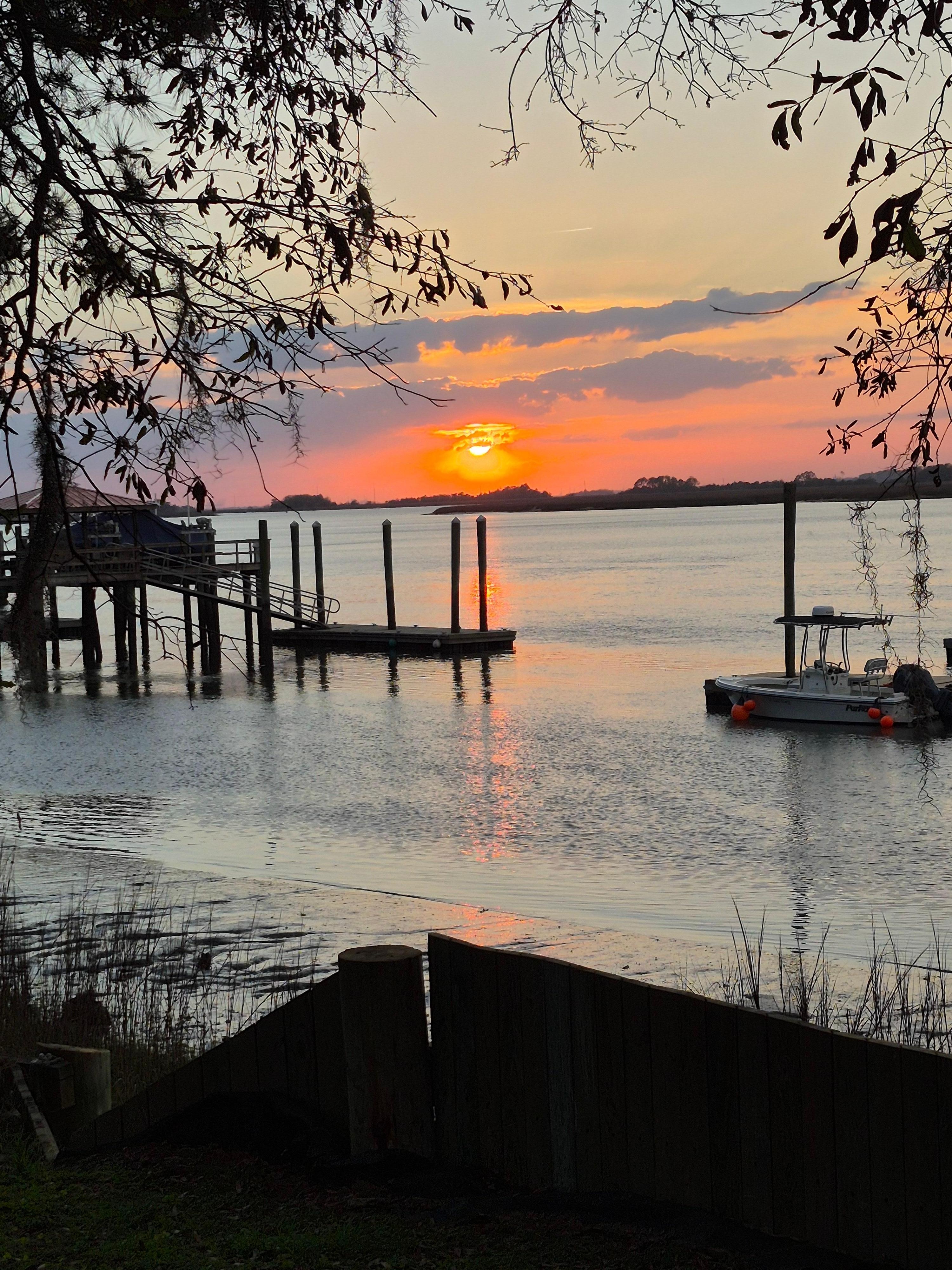 We are suckers for a gorgeous sunset.