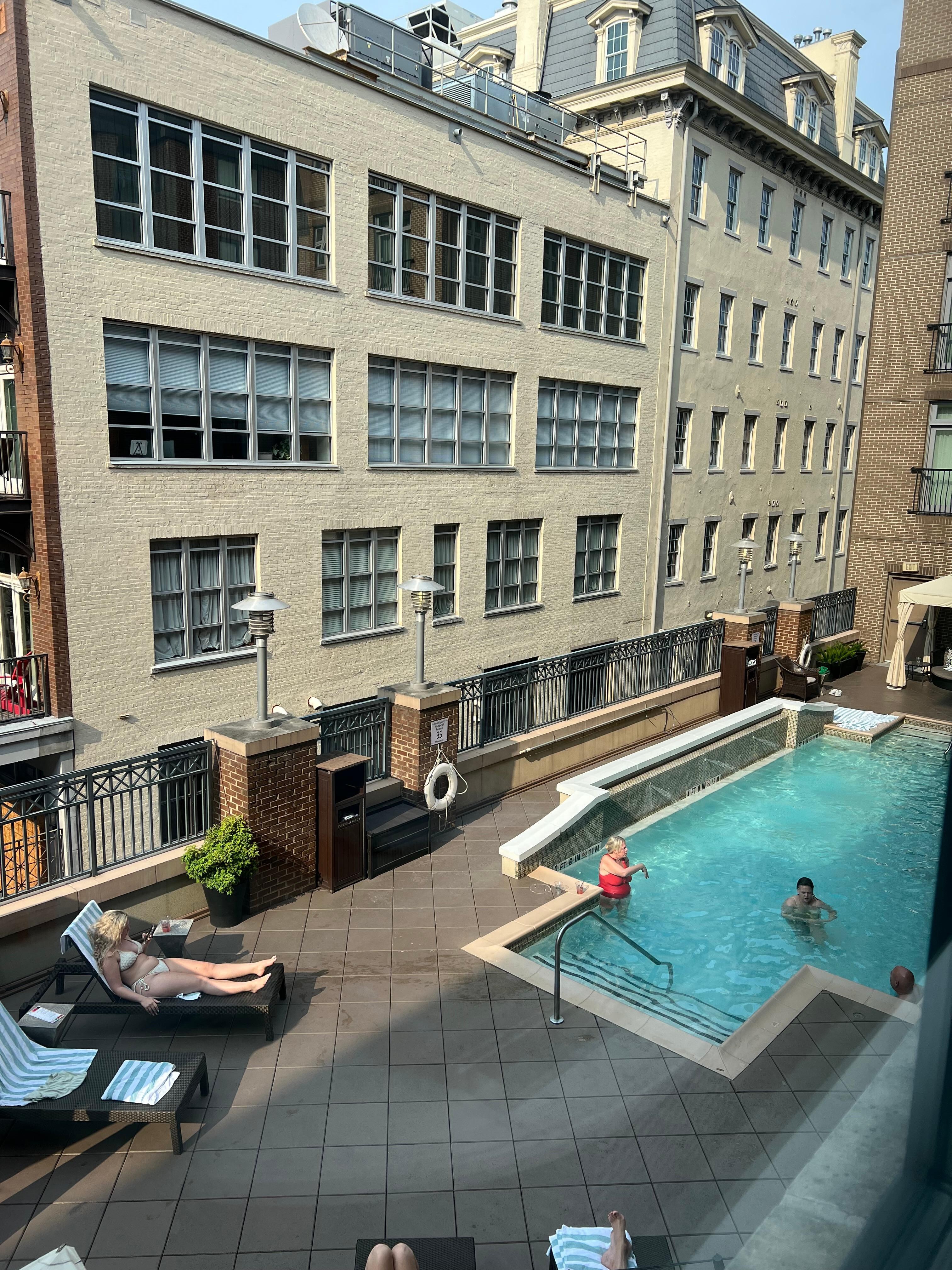 The pool and outdoor firepit for smores! 