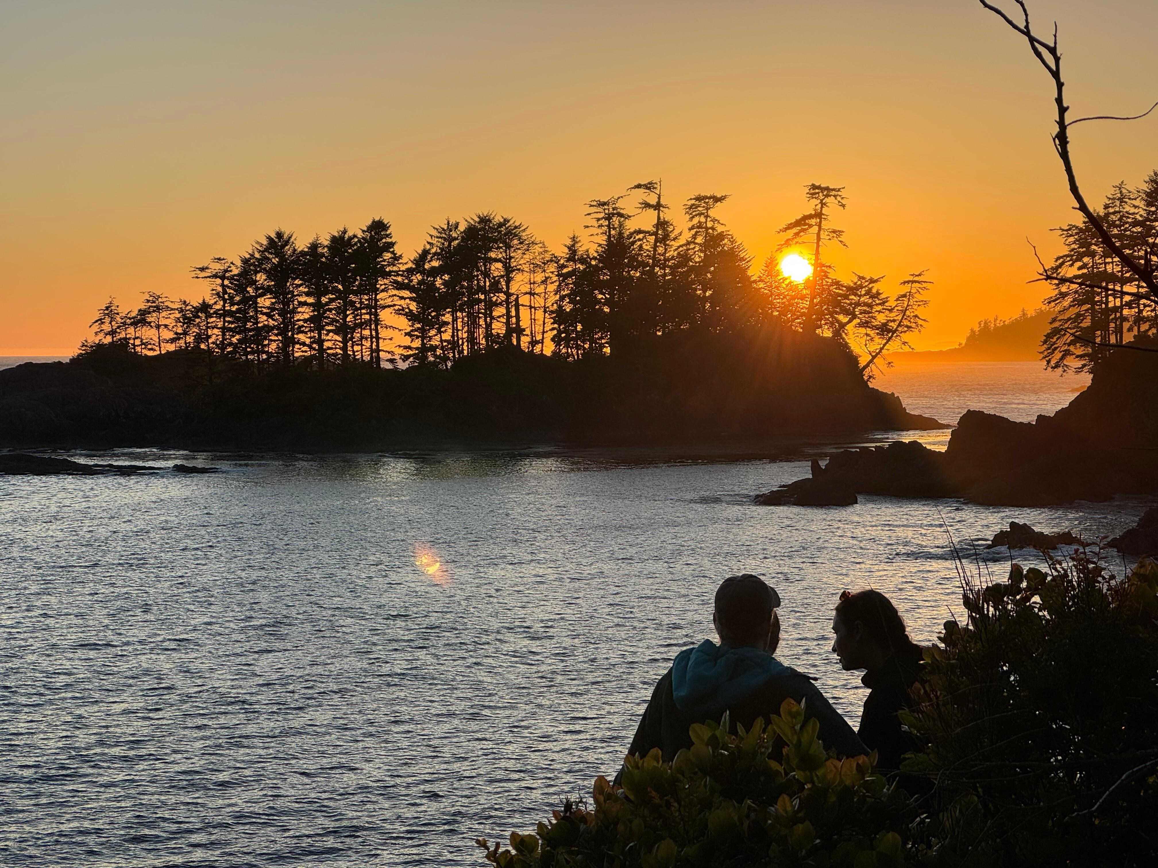 Gorgeous hikes and sunsets!