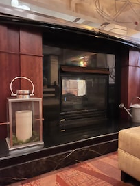 Nice fireplace too bad never turned on