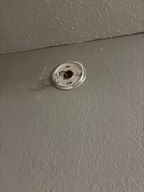 No smoke alarm
