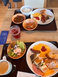 朝食