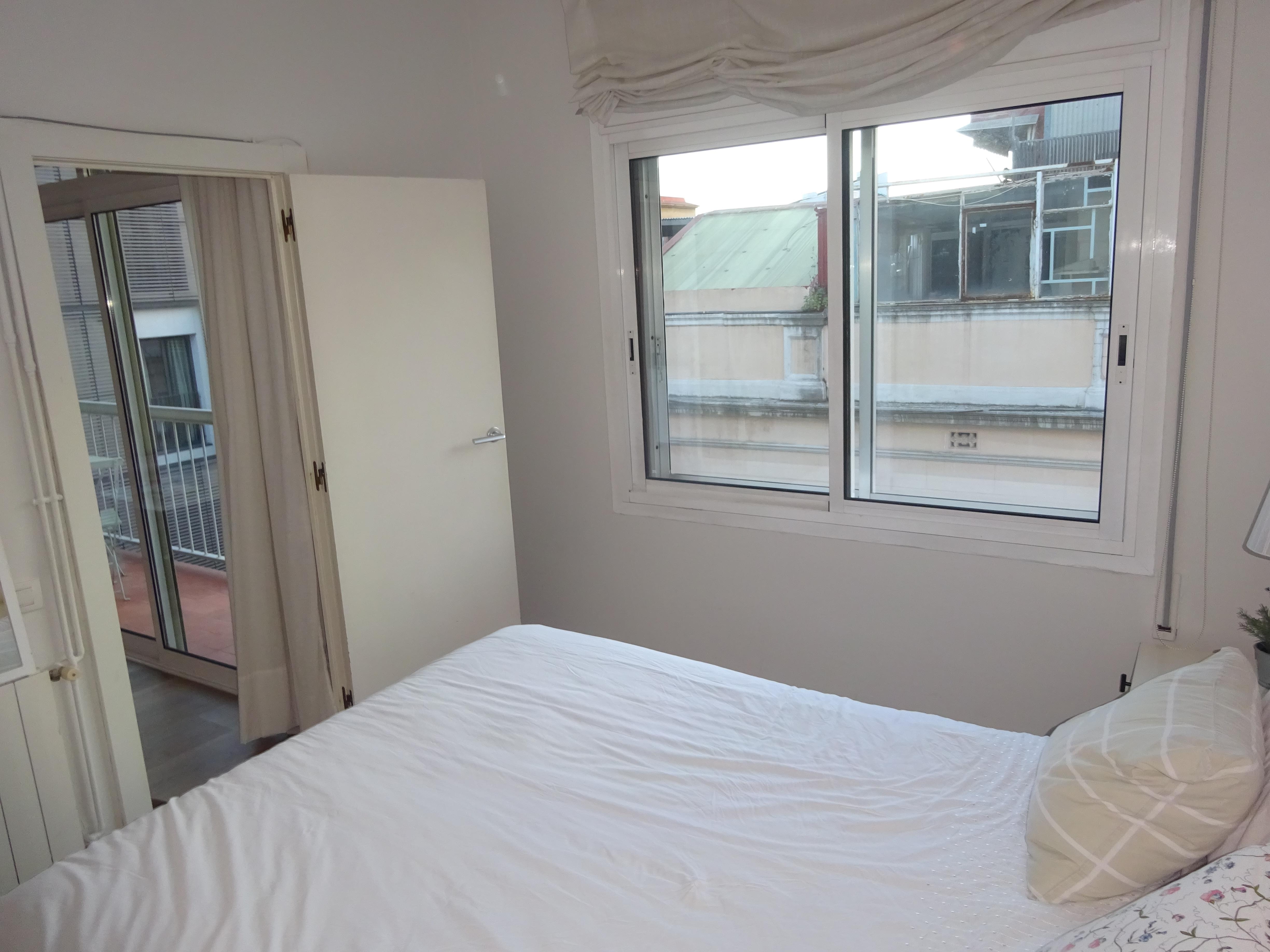 Main bedroom.