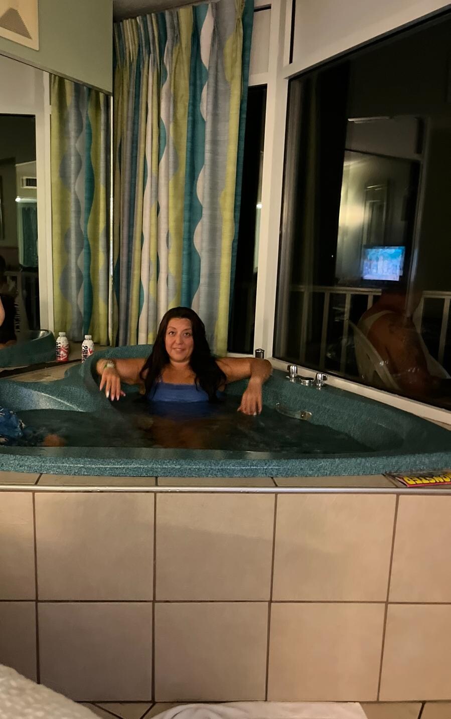 The Jacuzzi tub easily fit myself and my two small kids probably even one more adult